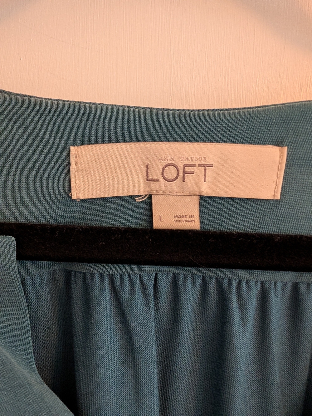 LOFT Teal Green Split-V Cap Sleeve Blouse - Picture 2 of 6